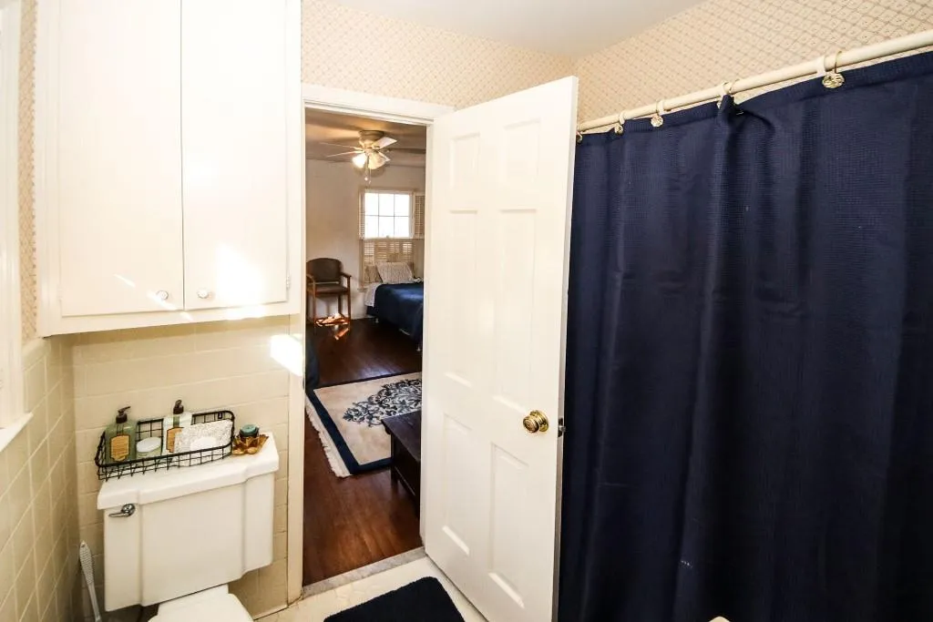 355 Forest Valley Court, Sandy Springs, Georgia 30342, 3 Bedrooms Bedrooms, ,3 BathroomsBathrooms,Residential,Sold,355 Forest Valley Court,6834782