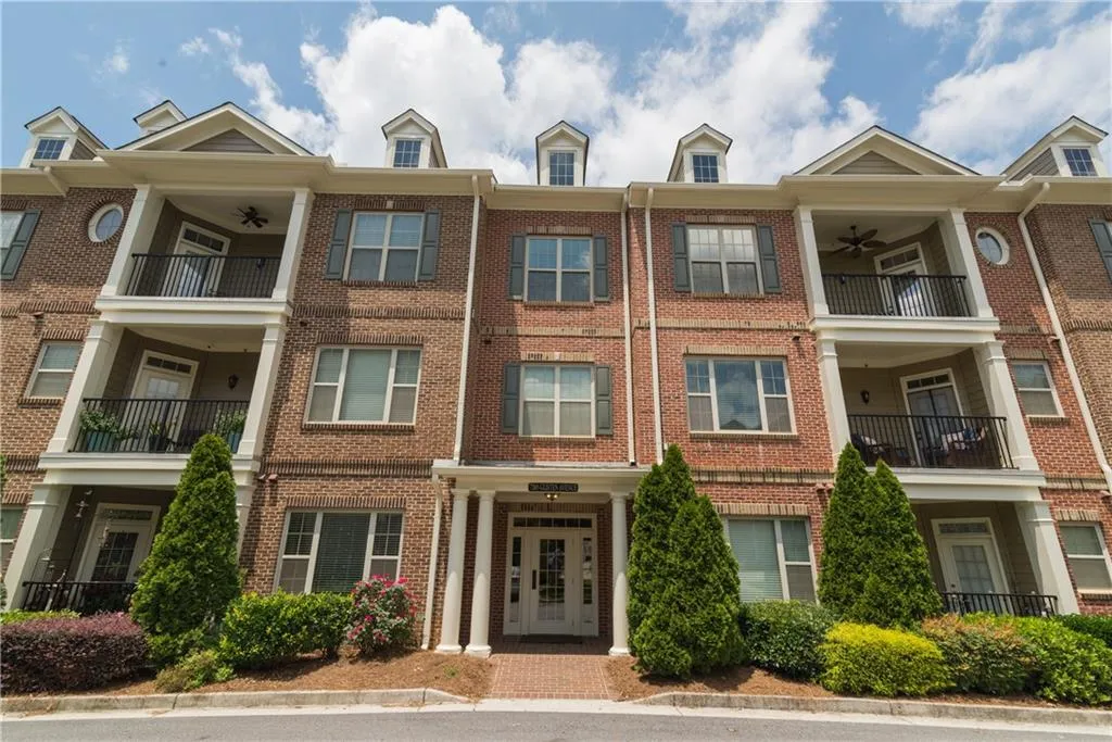 7265 Glisten Avenue Unit 116, Atlanta, Georgia 30328, 2 Bedrooms Bedrooms, ,2 BathroomsBathrooms,Residential,Sold,7265 Glisten Avenue Unit 116,6021056