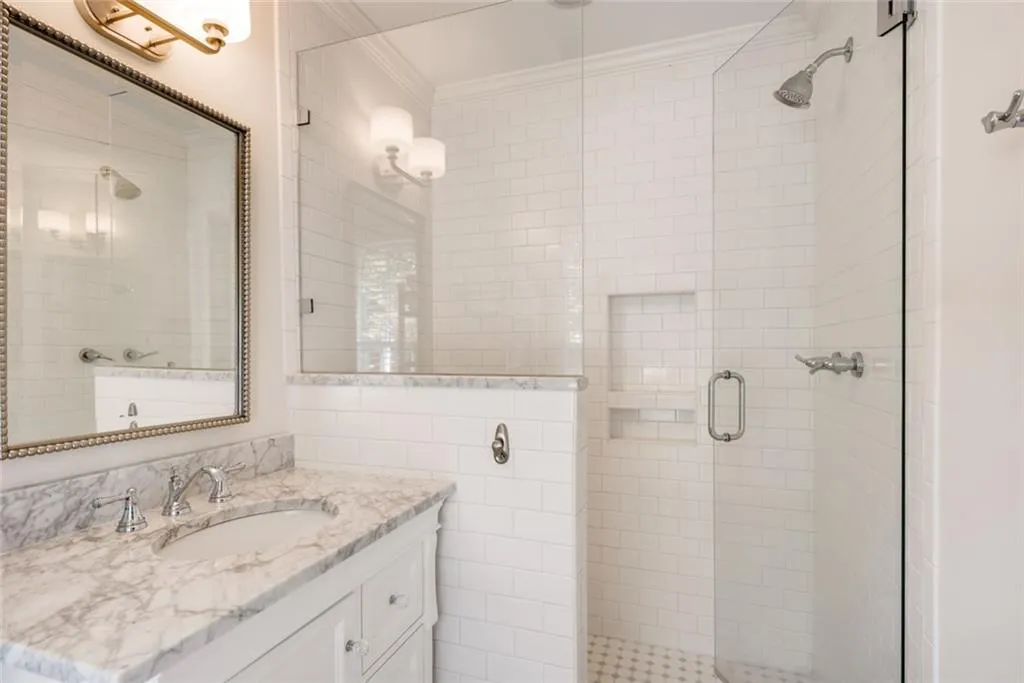 260 Glencourtney Drive, Atlanta, Georgia 30328, 4 Bedrooms Bedrooms, ,3 BathroomsBathrooms,Residential,Sold,260 Glencourtney Drive,6627763