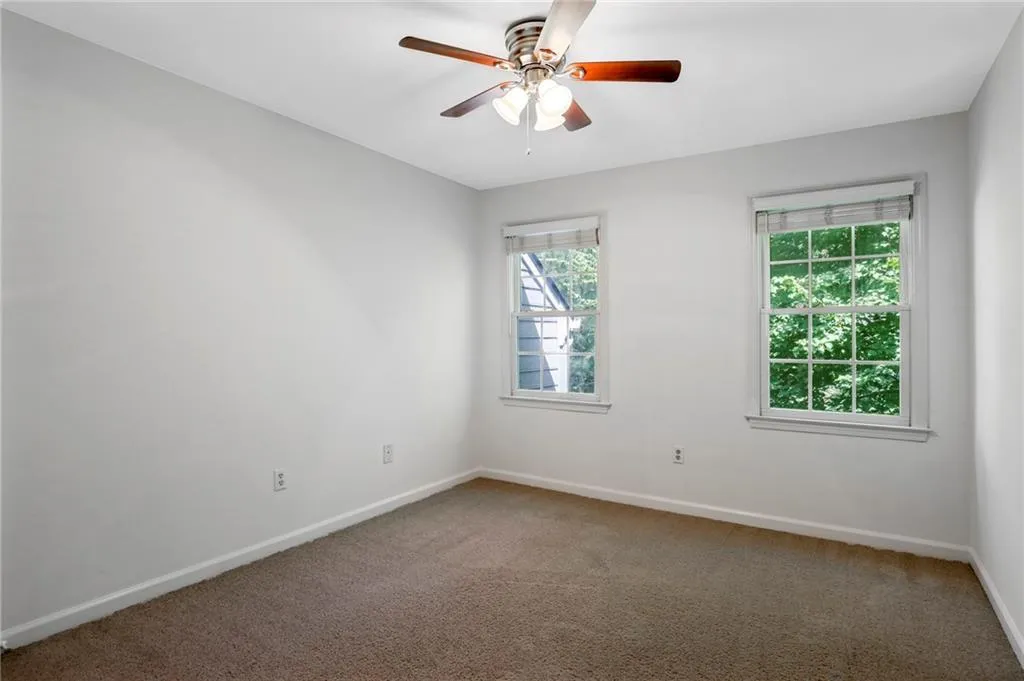 805 Camden Court, Sandy Springs, Georgia 30327, 3 Bedrooms Bedrooms, ,2 BathroomsBathrooms,Residential,Sold,805 Camden Court,6914253