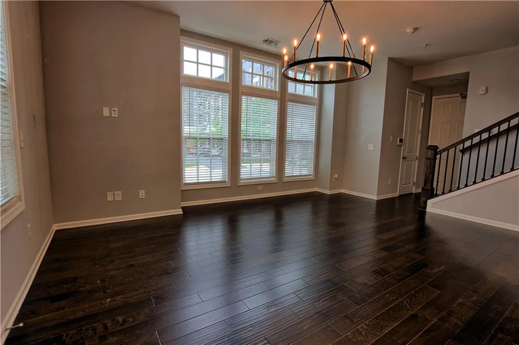 6603 Sterling Drive Unit 647, Atlanta, Georgia 30328, 1 Bedroom Bedrooms, ,1 BathroomBathrooms,Residential,For Sale,6603 Sterling Drive Unit 647,7561007