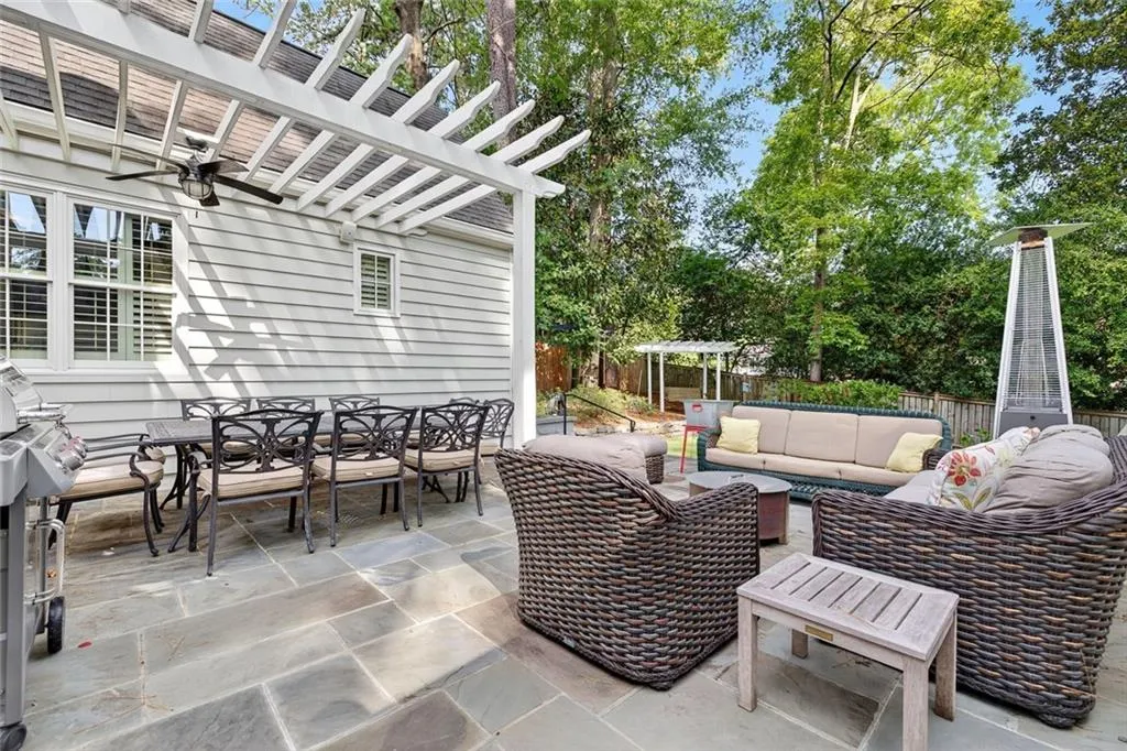 789 Longwood Drive Nw, Atlanta, Georgia 30305, 5 Bedrooms Bedrooms, ,3 BathroomsBathrooms,Residential,For Sale,789 Longwood Drive Nw,7646573