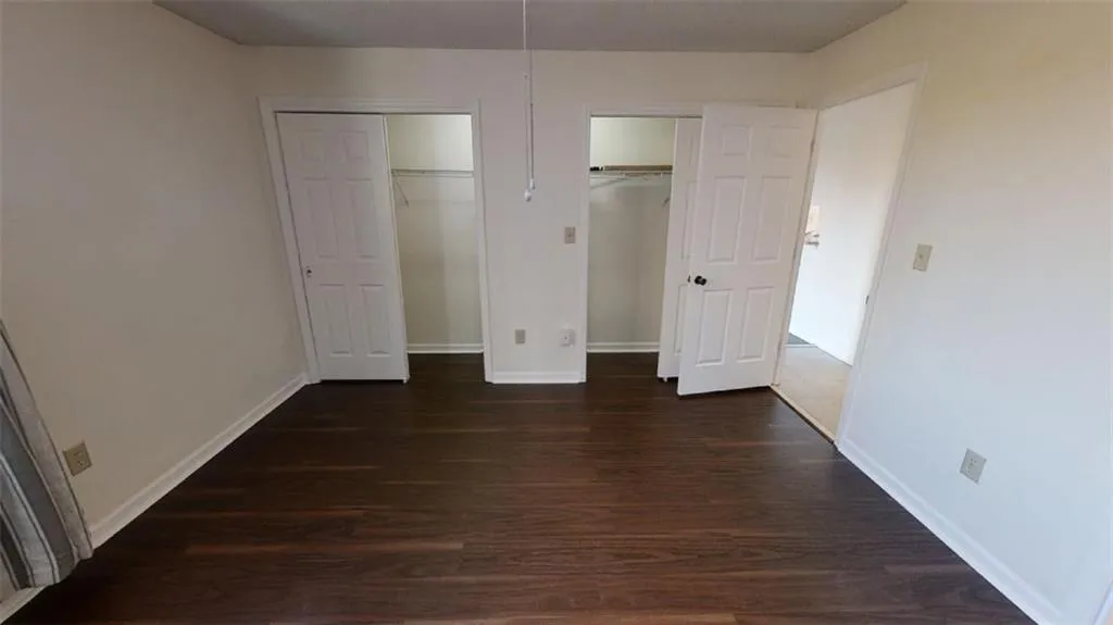 300 Johnson Ferry Road Ne Unit B308, Sandy Springs, Georgia 30328, 1 Bedroom Bedrooms, ,1 BathroomBathrooms,Residential,Sold,300 Johnson Ferry Road Ne Unit B308,6888152