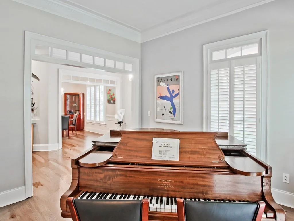 490 Wembley Circle, Sandy Springs, Georgia 30328, 4 Bedrooms Bedrooms, ,3 BathroomsBathrooms,Residential,Sold,490 Wembley Circle,6883743