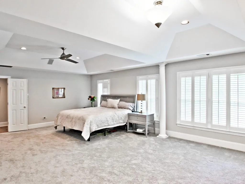 490 Wembley Circle, Sandy Springs, Georgia 30328, 4 Bedrooms Bedrooms, ,3 BathroomsBathrooms,Residential,Sold,490 Wembley Circle,6883743