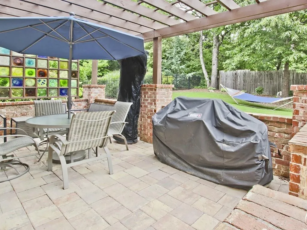 490 Wembley Circle, Sandy Springs, Georgia 30328, 4 Bedrooms Bedrooms, ,3 BathroomsBathrooms,Residential,Sold,490 Wembley Circle,6883743