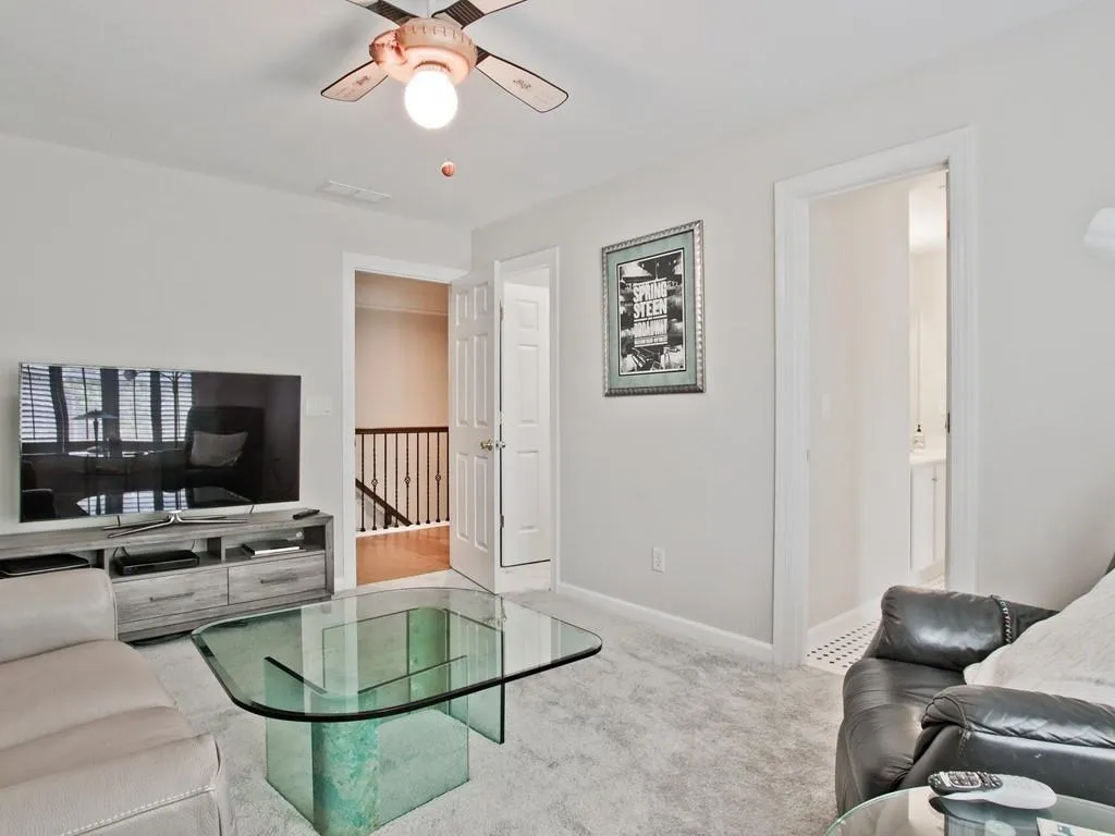 490 Wembley Circle, Sandy Springs, Georgia 30328, 4 Bedrooms Bedrooms, ,3 BathroomsBathrooms,Residential,Sold,490 Wembley Circle,6883743