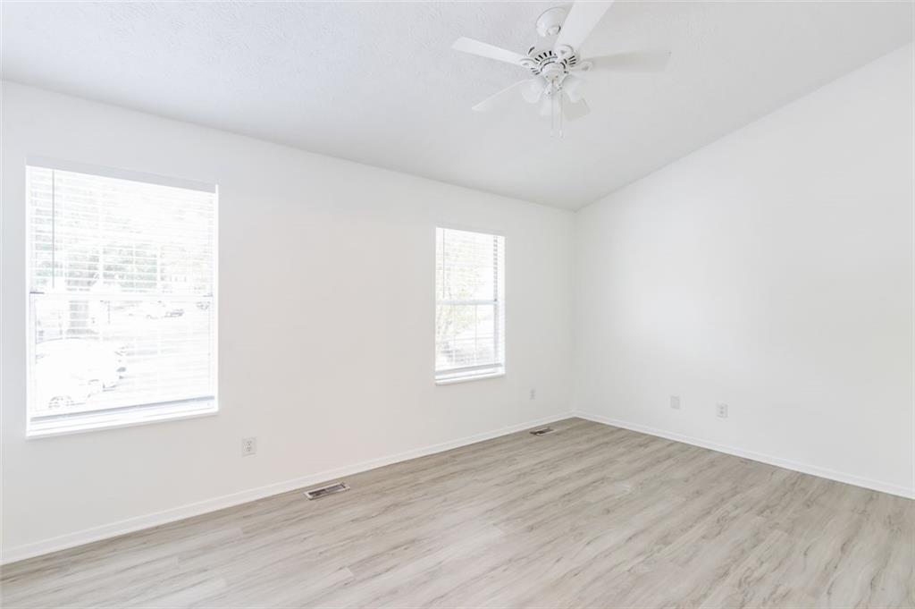2206 Queen Anne Court, Atlanta, Georgia 30350, 2 Bedrooms Bedrooms, ,2 BathroomsBathrooms,Residential,Sold,2206 Queen Anne Court,7259241