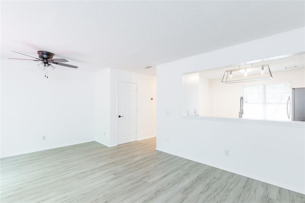 2206 Queen Anne Court, Atlanta, Georgia 30350, 2 Bedrooms Bedrooms, ,2 BathroomsBathrooms,Residential,Sold,2206 Queen Anne Court,7259241