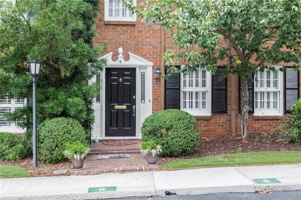 4620 Wieuca Road Ne Unit 8, Atlanta, Georgia 30342, 3 Bedrooms Bedrooms, ,2 BathroomsBathrooms,Residential,Sold,4620 Wieuca Road Ne Unit 8,5723000