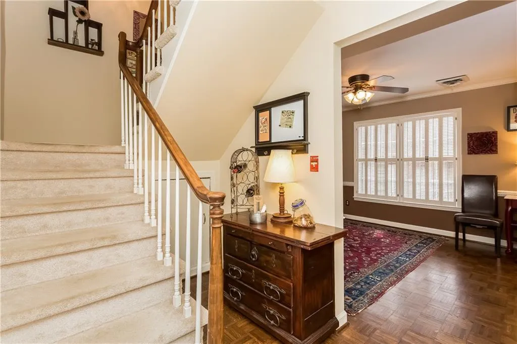 4620 Wieuca Road Ne Unit 8, Atlanta, Georgia 30342, 3 Bedrooms Bedrooms, ,2 BathroomsBathrooms,Residential,Sold,4620 Wieuca Road Ne Unit 8,5723000
