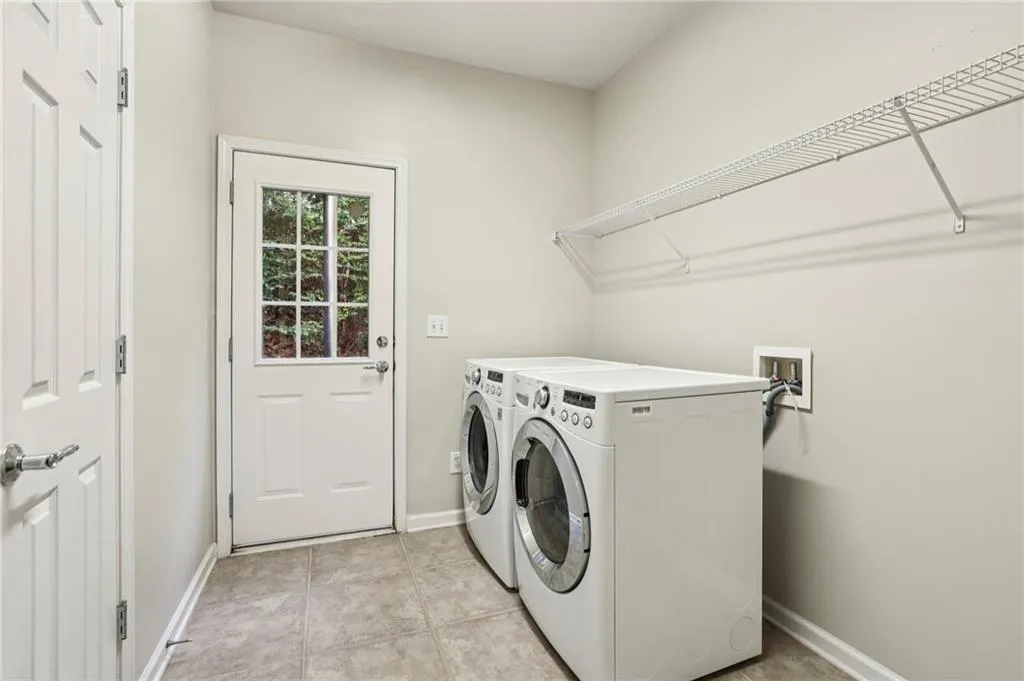 4901 Colchester Court Se, Atlanta, Georgia 30339, 4 Bedrooms Bedrooms, ,2 BathroomsBathrooms,Residential,For Sale,4901 Colchester Court Se,7670765