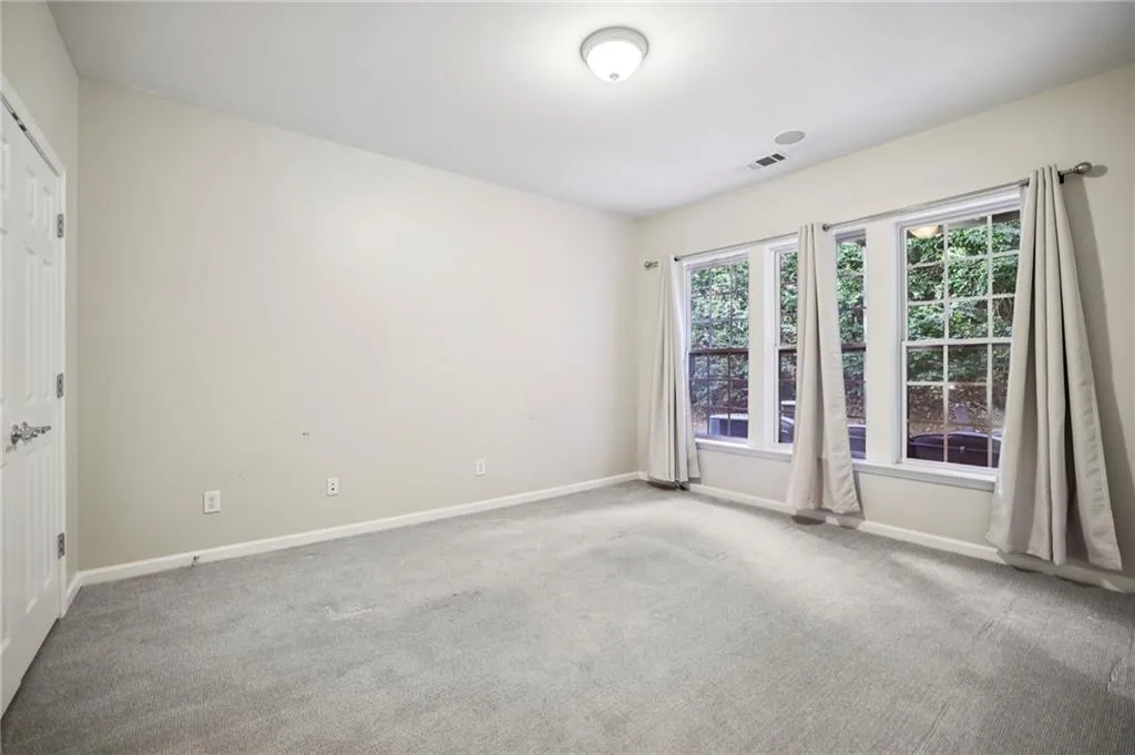 4901 Colchester Court Se, Atlanta, Georgia 30339, 4 Bedrooms Bedrooms, ,2 BathroomsBathrooms,Residential,For Sale,4901 Colchester Court Se,7670765