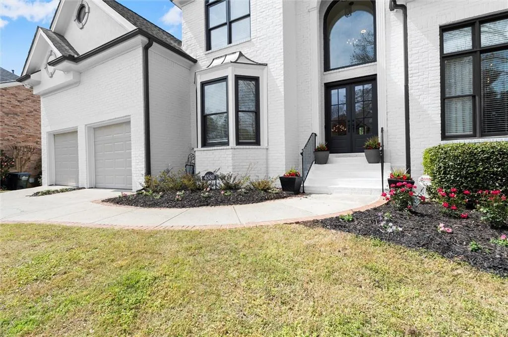 Four-side brick home in Sandy Springs