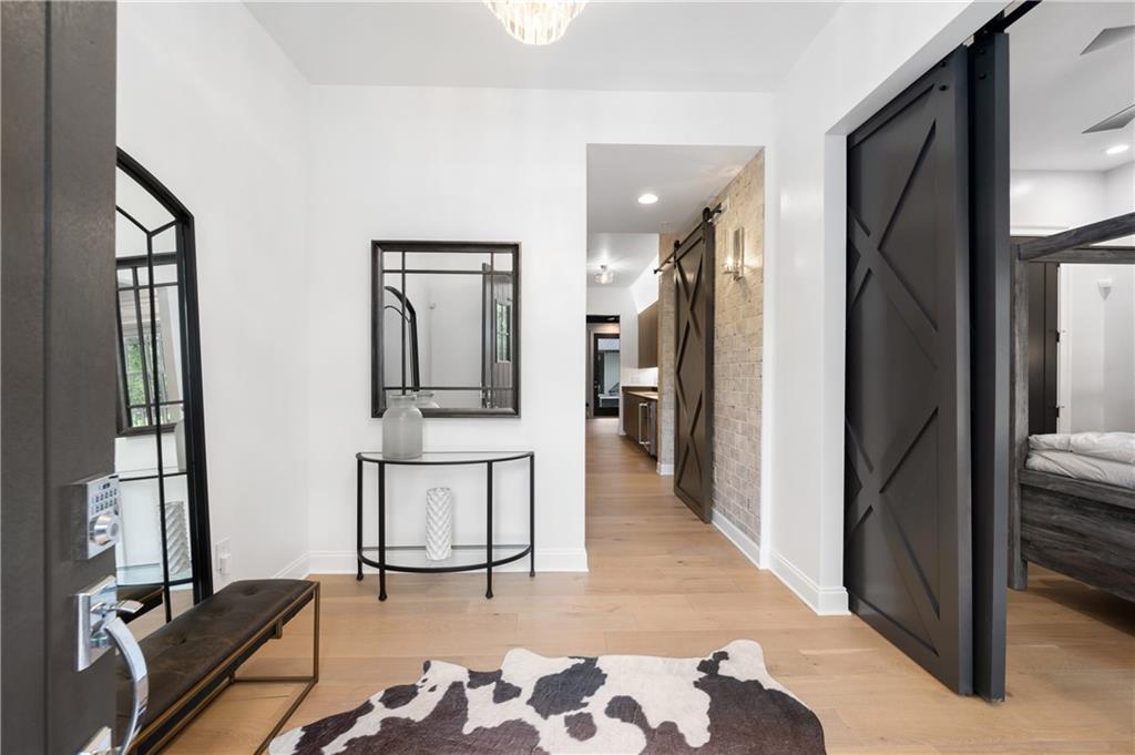 6611 Aria Boulevard Unit 122, Sandy Springs, Georgia 30328, 3 Bedrooms Bedrooms, ,4 BathroomsBathrooms,Residential,Sold,6611 Aria Boulevard Unit 122,7276918