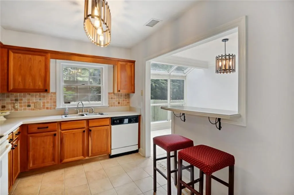 2 Mount Vernon Circle, Atlanta, Georgia 30338, 2 Bedrooms Bedrooms, ,2 BathroomsBathrooms,Residential,Sold,2 Mount Vernon Circle,7062921 2 Mount Vernon Circle, Atlanta, Georgia 30338, 2 Bedrooms Bedrooms, ,2 BathroomsBathrooms,Residential,Sold,2 Mount Vernon Circle,7062921