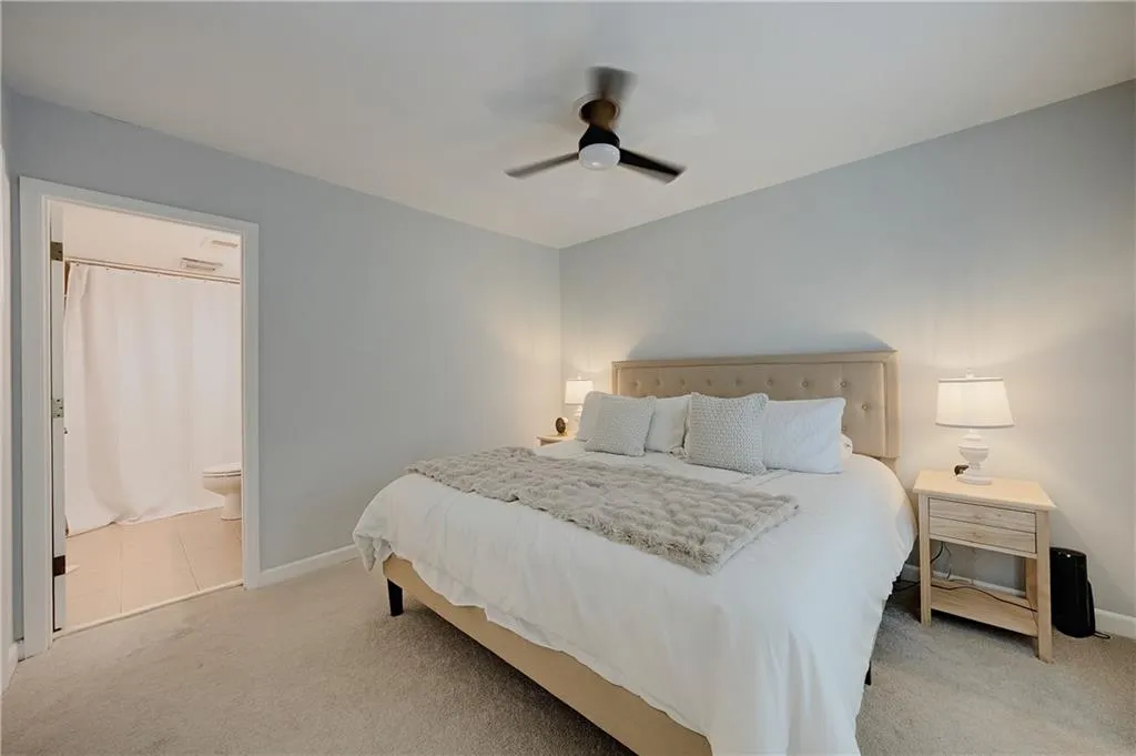 13 Ivy Square Ne, Atlanta, Georgia 30342, 3 Bedrooms Bedrooms, 0 ,3 BathroomsBathrooms,Residential,For Sale,13 Ivy Square Ne,7811852