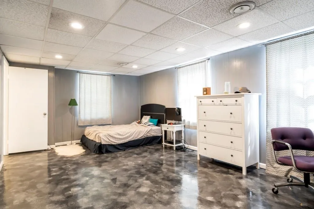 7130 Dunhill Terrace, Sandy Springs, Georgia 30328, 5 Bedrooms Bedrooms, ,4 BathroomsBathrooms,Residential,Sold,7130 Dunhill Terrace,6082038