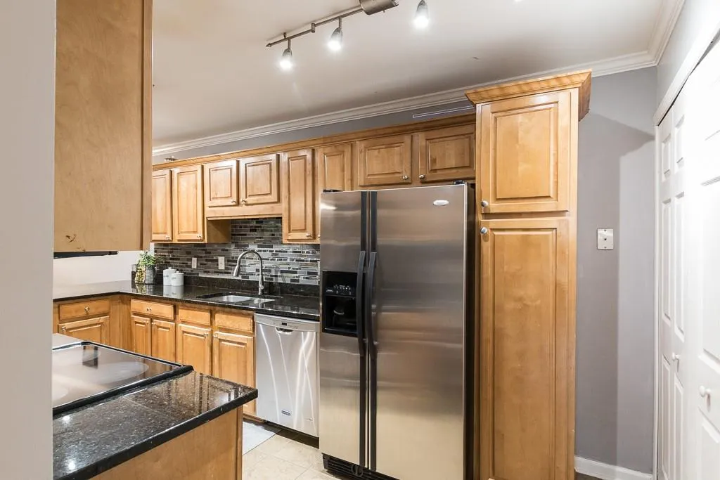 1708 Brighton Point, Atlanta, Georgia 30328, 3 Bedrooms Bedrooms, ,2 BathroomsBathrooms,Residential,Sold,1708 Brighton Point,6581955