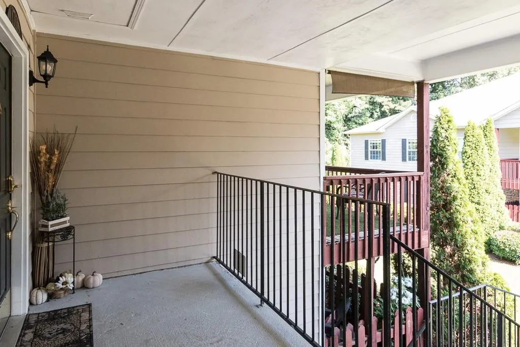 1708 Brighton Point, Atlanta, Georgia 30328, 3 Bedrooms Bedrooms, ,2 BathroomsBathrooms,Residential,Sold,1708 Brighton Point,6581955