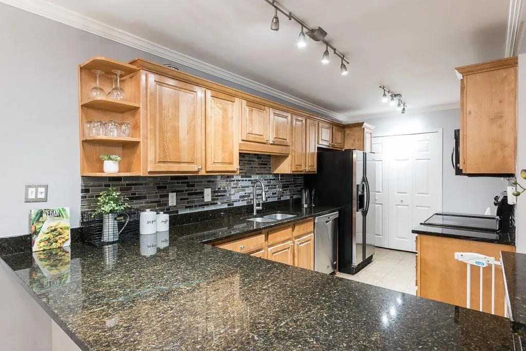 1708 Brighton Point, Atlanta, Georgia 30328, 3 Bedrooms Bedrooms, ,2 BathroomsBathrooms,Residential,Sold,1708 Brighton Point,6581955