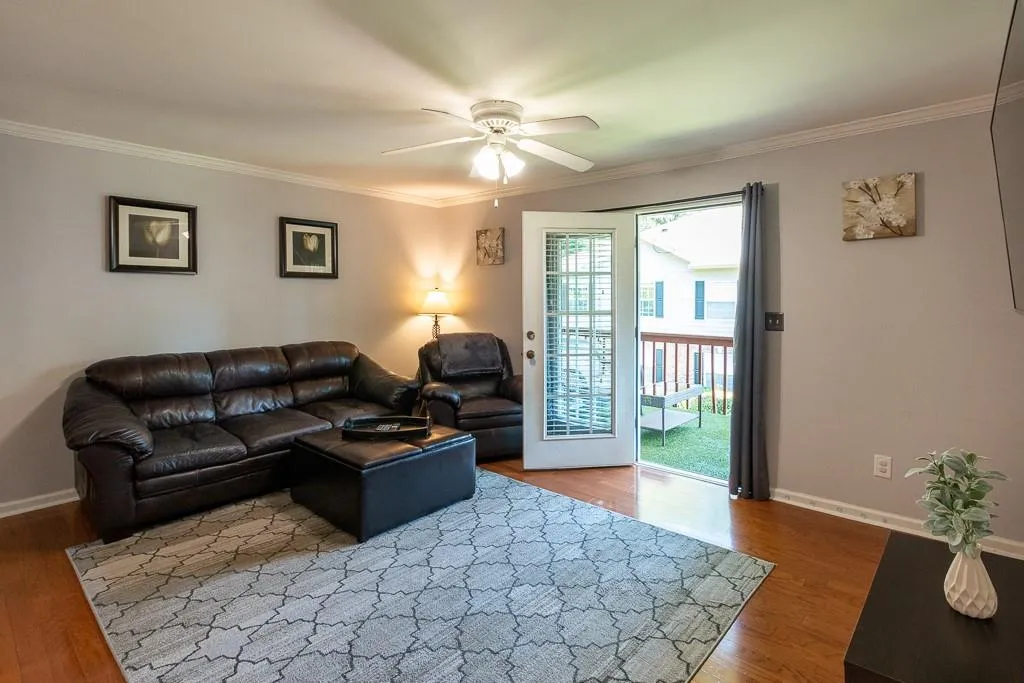 1708 Brighton Point, Atlanta, Georgia 30328, 3 Bedrooms Bedrooms, ,2 BathroomsBathrooms,Residential,Sold,1708 Brighton Point,6581955