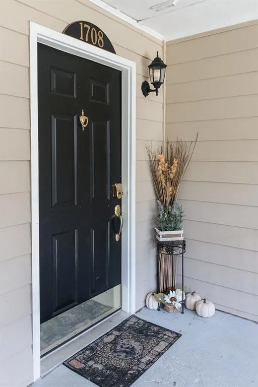 1708 Brighton Point, Atlanta, Georgia 30328, 3 Bedrooms Bedrooms, ,2 BathroomsBathrooms,Residential,Sold,1708 Brighton Point,6581955