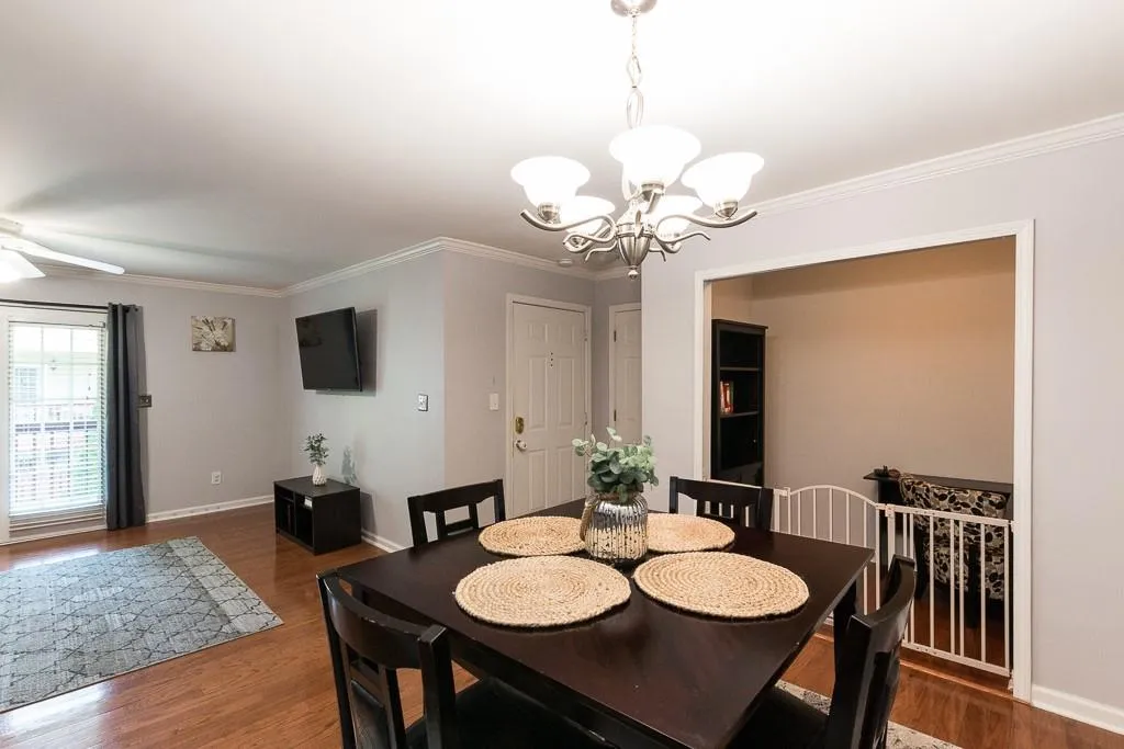 1708 Brighton Point, Atlanta, Georgia 30328, 3 Bedrooms Bedrooms, ,2 BathroomsBathrooms,Residential,Sold,1708 Brighton Point,6581955