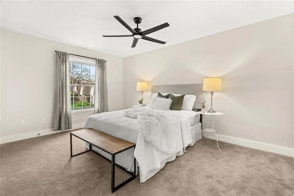 6404 Park Avenue Unit D4, Atlanta, Georgia 30342, 2 Bedrooms Bedrooms, ,1 BathroomBathrooms,Residential,For Sale,6404 Park Avenue Unit D4,7709409