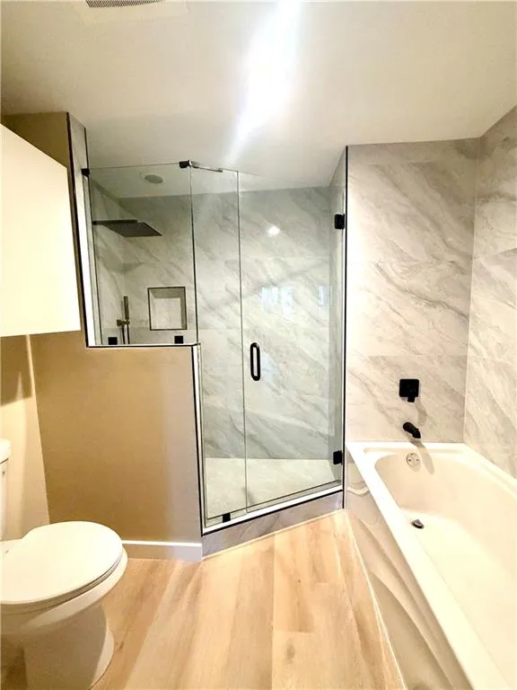 3338 Peachtree Road Ne Unit 809, Atlanta, Georgia 30326, 2 Bedrooms Bedrooms, 0 ,2 BathroomsBathrooms,Residential,Sold,3338 Peachtree Road Ne Unit 809,7793553