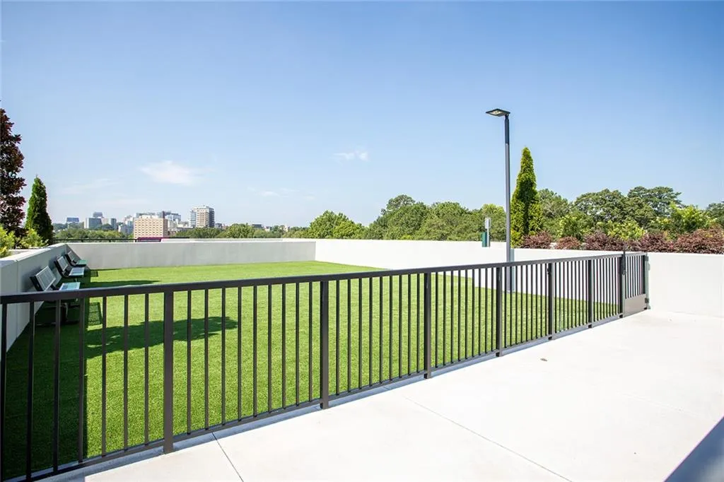 2425 Peachtree Road Ne Unit 612, Atlanta, Georgia 30305, 2 Bedrooms Bedrooms, 0 ,2 BathroomsBathrooms,Residential,For Sale,2425 Peachtree Road Ne Unit 612,7831780