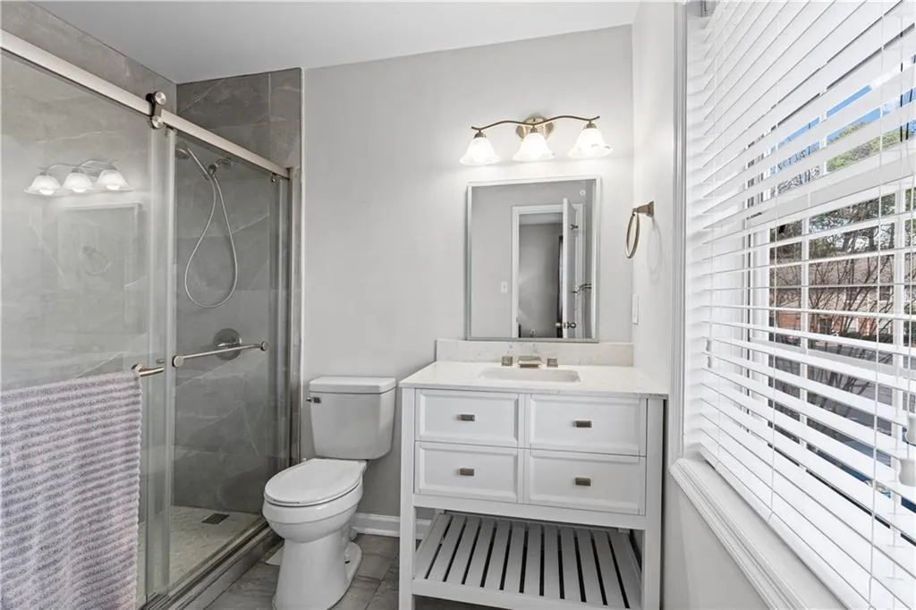 7750 Roswell Road Unit 9e, Atlanta, Georgia 30350, 3 Bedrooms Bedrooms, ,2 BathroomsBathrooms,Residential,For Sale,7750 Roswell Road Unit 9e,7752896