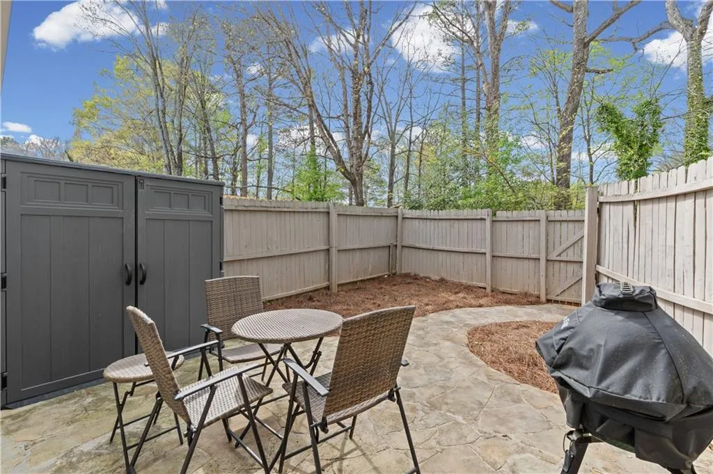 7750 Roswell Road Unit 9e, Atlanta, Georgia 30350, 3 Bedrooms Bedrooms, ,2 BathroomsBathrooms,Residential,For Sale,7750 Roswell Road Unit 9e,7752896