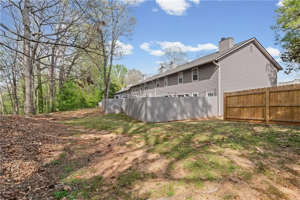 7750 Roswell Road Unit 9e, Atlanta, Georgia 30350, 3 Bedrooms Bedrooms, ,2 BathroomsBathrooms,Residential,For Sale,7750 Roswell Road Unit 9e,7752896
