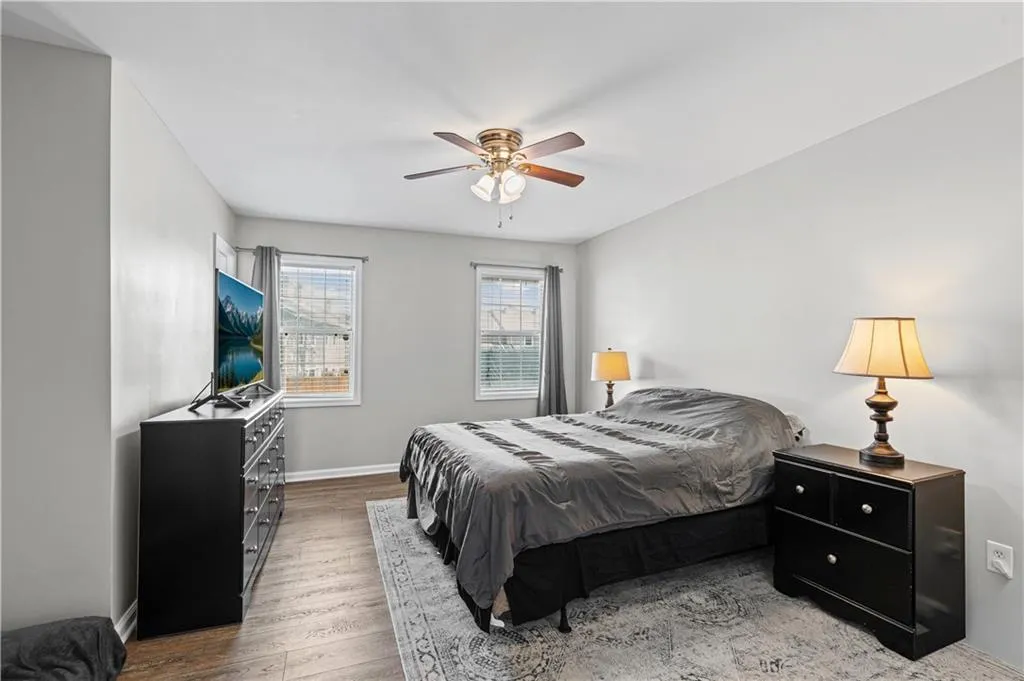 7750 Roswell Road Unit 9e, Atlanta, Georgia 30350, 3 Bedrooms Bedrooms, ,2 BathroomsBathrooms,Residential,For Sale,7750 Roswell Road Unit 9e,7752896