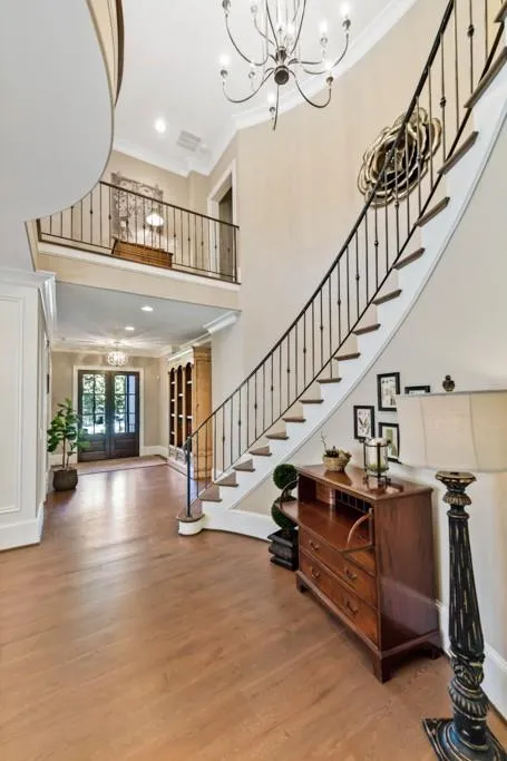 230 Danbury Lane, Atlanta, Georgia 30327, 5 Bedrooms Bedrooms, ,6 BathroomsBathrooms,Residential,Sold,230 Danbury Lane,6662856