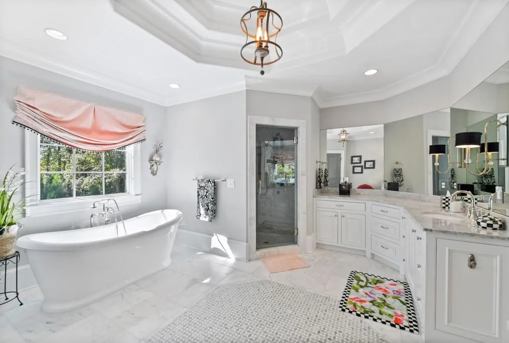 230 Danbury Lane, Atlanta, Georgia 30327, 5 Bedrooms Bedrooms, ,6 BathroomsBathrooms,Residential,Sold,230 Danbury Lane,6662856