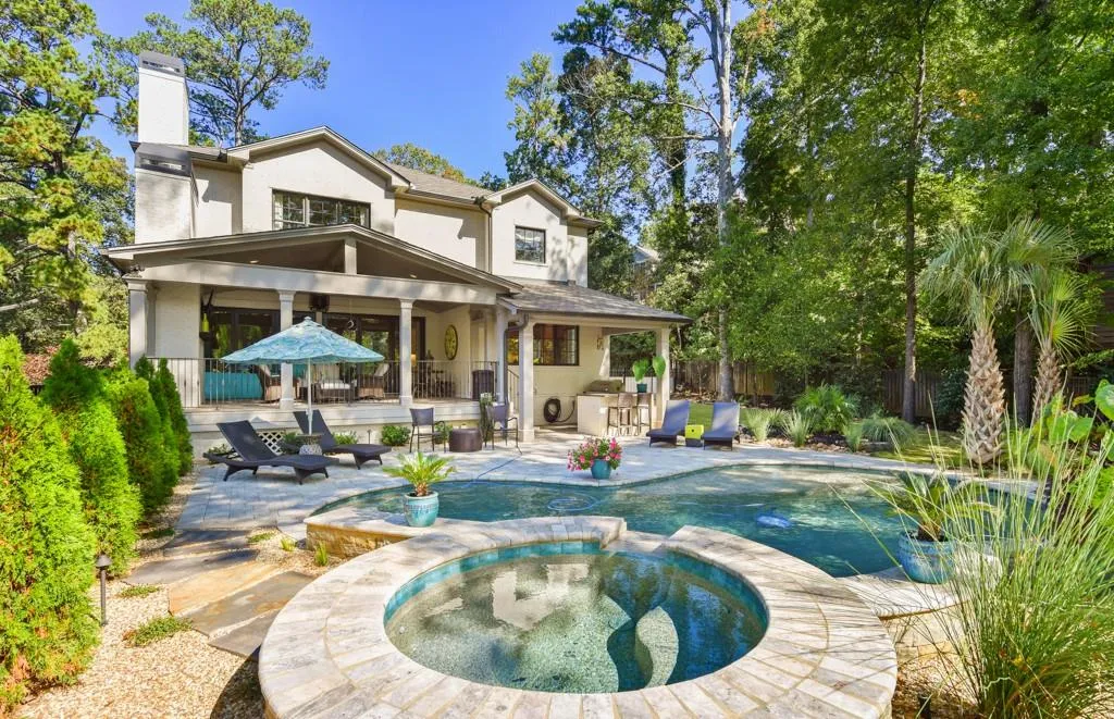 230 Danbury Lane, Atlanta, Georgia 30327, 5 Bedrooms Bedrooms, ,6 BathroomsBathrooms,Residential,Sold,230 Danbury Lane,6662856
