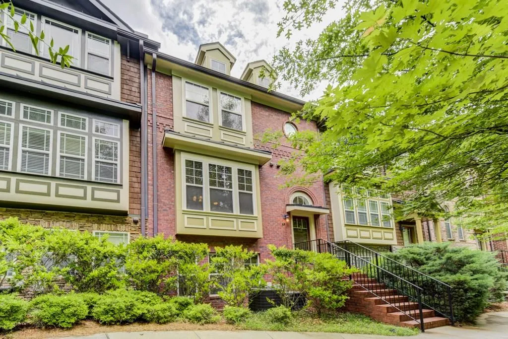 75 High Top Lane, Sandy Springs, Georgia 30328, 3 Bedrooms Bedrooms, ,3 BathroomsBathrooms,Residential,Sold,75 High Top Lane,6008118