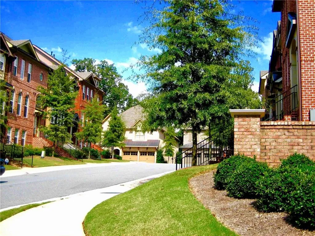 75 High Top Lane, Sandy Springs, Georgia 30328, 3 Bedrooms Bedrooms, ,3 BathroomsBathrooms,Residential,Sold,75 High Top Lane,6008118