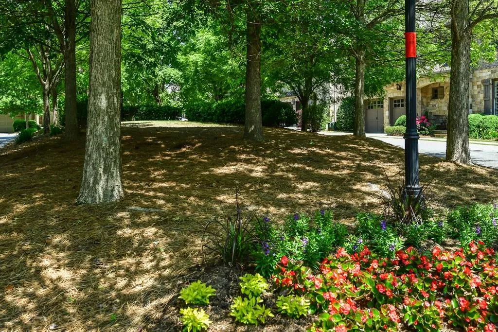 75 High Top Lane, Sandy Springs, Georgia 30328, 3 Bedrooms Bedrooms, ,3 BathroomsBathrooms,Residential,Sold,75 High Top Lane,6008118