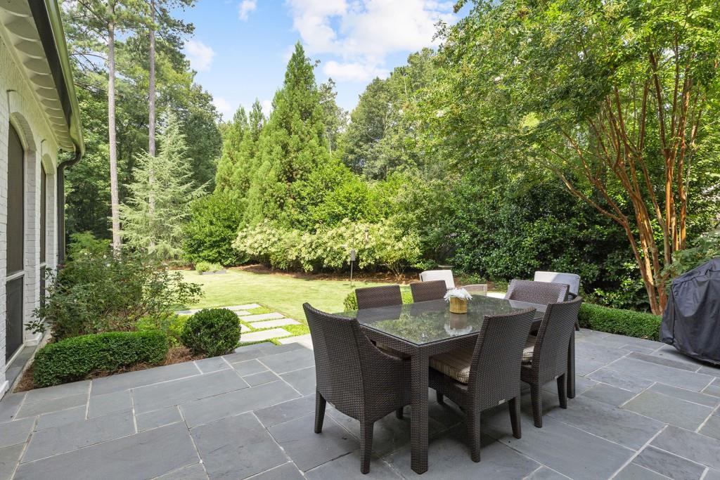 4794 Rebel Trail, Sandy Springs, Georgia 30327, 5 Bedrooms Bedrooms, ,5 BathroomsBathrooms,Residential,Sold,4794 Rebel Trail,7278039