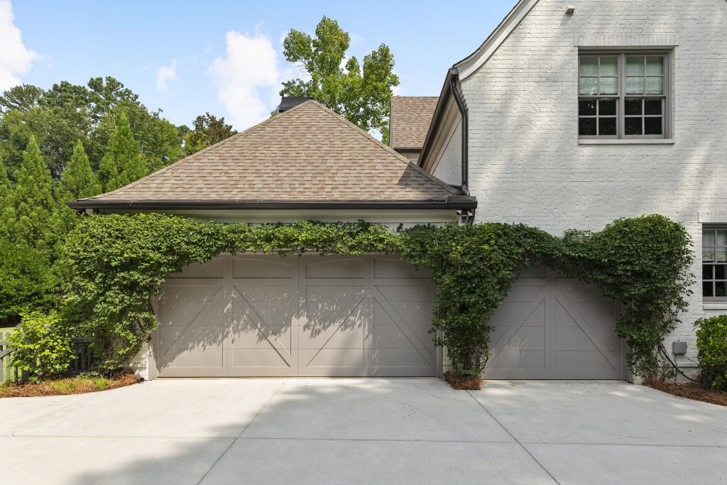 4794 Rebel Trail, Sandy Springs, Georgia 30327, 5 Bedrooms Bedrooms, ,5 BathroomsBathrooms,Residential,Sold,4794 Rebel Trail,7278039
