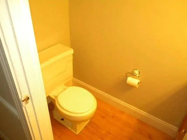 5567 Kingsport Drive Unit 21, Atlanta, Georgia 30342, 2 Bedrooms Bedrooms, ,1 BathroomBathrooms,Residential,Sold,5567 Kingsport Drive Unit 21,5640066