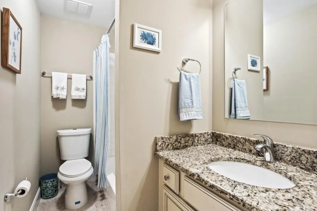 6980 Roswell Road Unit F1, Atlanta, Georgia 30328, 3 Bedrooms Bedrooms, ,2 BathroomsBathrooms,Residential,Sold,6980 Roswell Road Unit F1,6935383