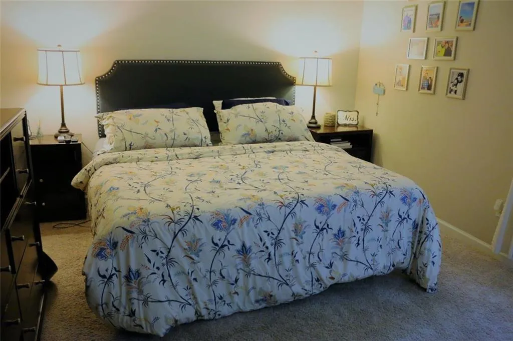 6700 Roswell Road Unit 16f, Atlanta, Georgia 30328, 2 Bedrooms Bedrooms, ,1 BathroomBathrooms,Residential,Sold,6700 Roswell Road Unit 16f,6048318