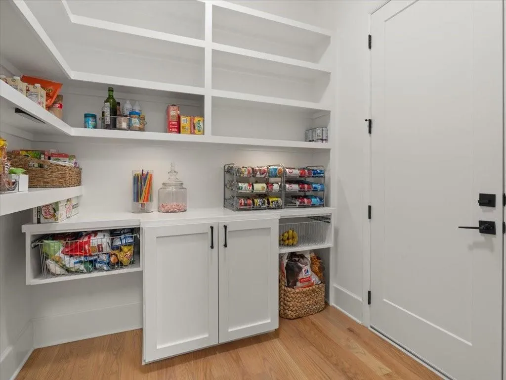 130 Nezhat Place, Atlanta, Georgia 30350, 5 Bedrooms Bedrooms, ,5 BathroomsBathrooms,Residential,Sold,130 Nezhat Place,7411141