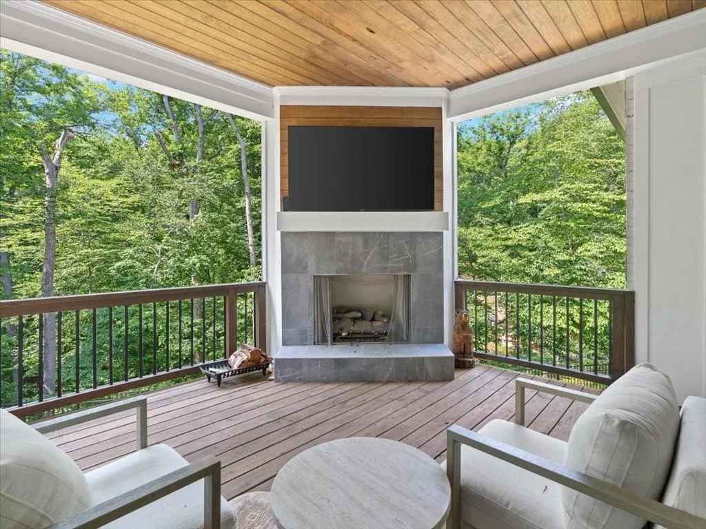 130 Nezhat Place, Atlanta, Georgia 30350, 5 Bedrooms Bedrooms, ,5 BathroomsBathrooms,Residential,Sold,130 Nezhat Place,7411141