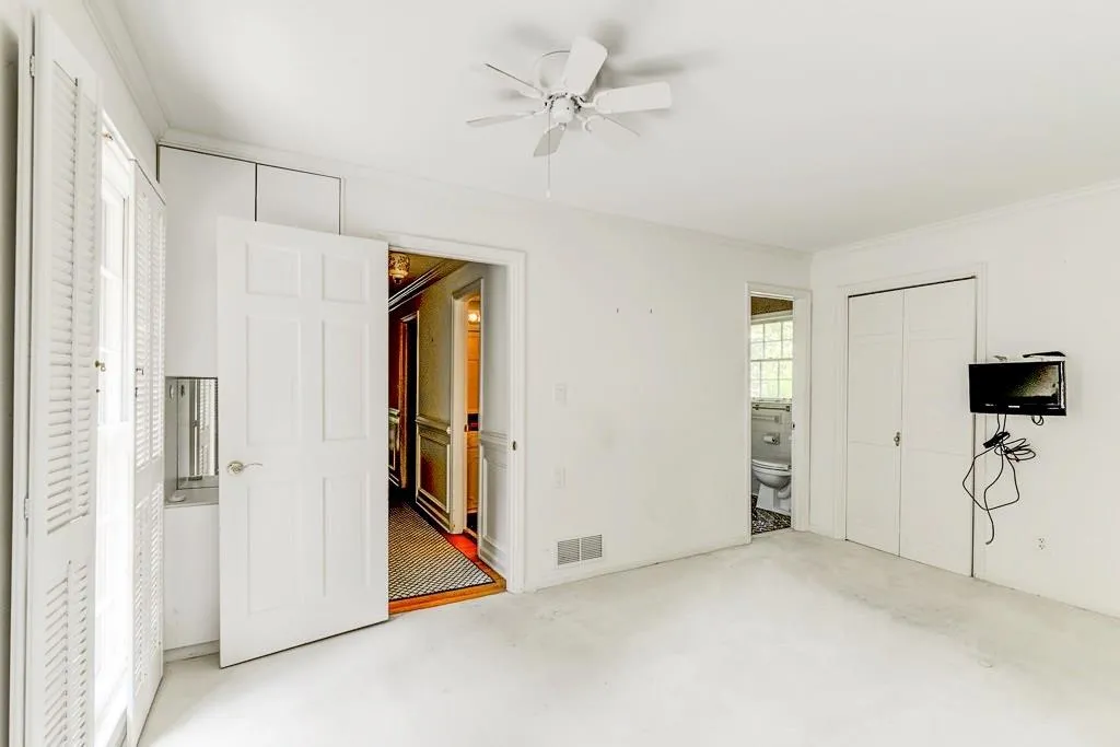 7025 Hunters Branch Drive, Atlanta, Georgia 30328, 3 Bedrooms Bedrooms, ,2 BathroomsBathrooms,Residential,Sold,7025 Hunters Branch Drive,5848540