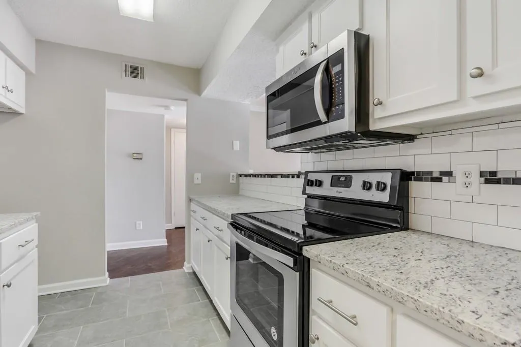 2008 Wingate Way Unit 2008, Atlanta, Georgia 30350, 1 Bedroom Bedrooms, ,1 BathroomBathrooms,Residential,Sold,2008 Wingate Way Unit 2008,5954438